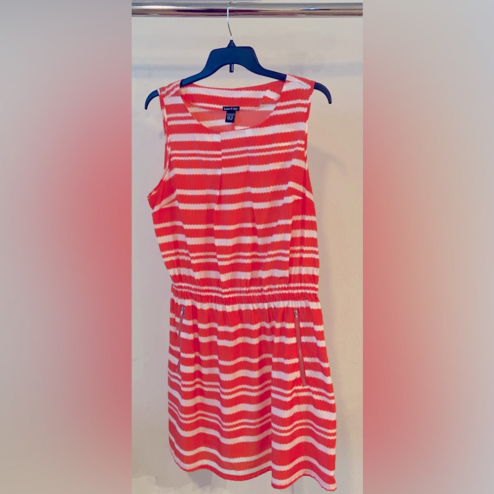 2XL Spring/Summer dress, very comfortable, great for a day out or brunch